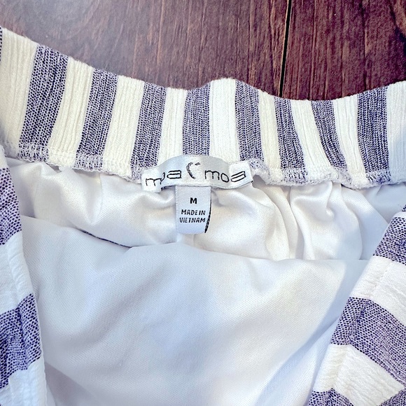 Junior’s Stripped Chambray White Wrap Skirt w/Fabric Buttons+Ruffled Hem Detail - Picture 7 of 16